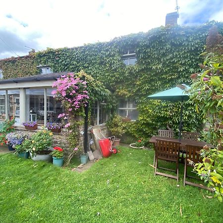 Chapel Cottage Clitheroe Road Waddington  Bagian luar foto